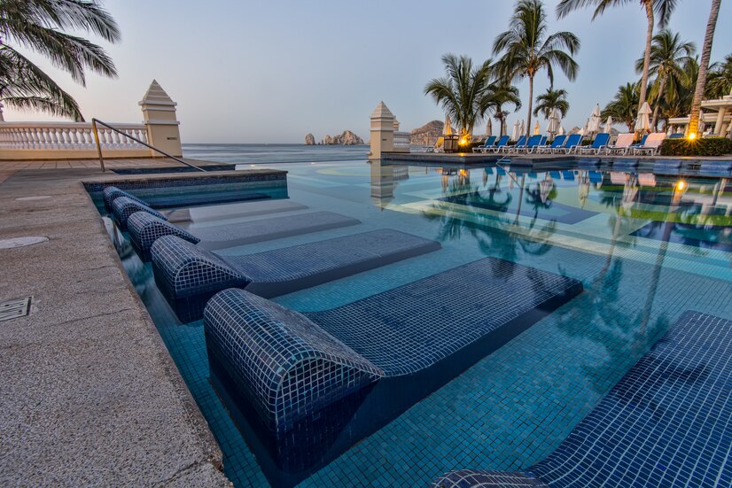 Maintenance Tips for Your Swimming Pool in Qatar's Environment!